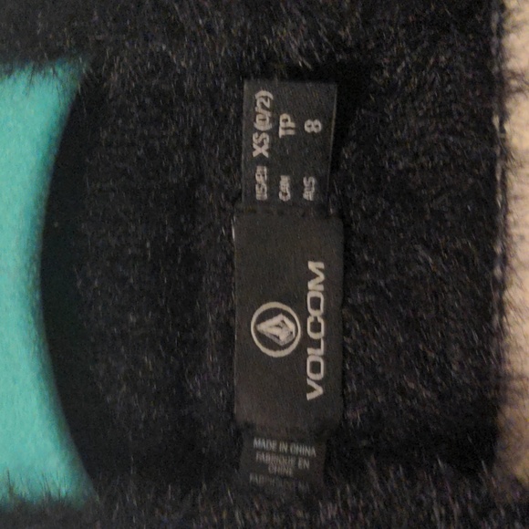 VOLCOM NWOT 3/4 Sleeve Striped Fuzzy Sweater XS (0/2) - Picture 3 of 7